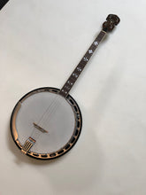Load image into Gallery viewer, Gold Tone - Tenor Special Banjo With Case
