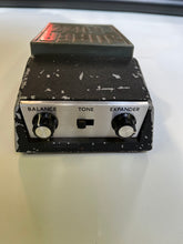 Load image into Gallery viewer, Univox - Super Fuzz