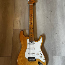 Load image into Gallery viewer, Mid 70’s Mann Stratocaster
