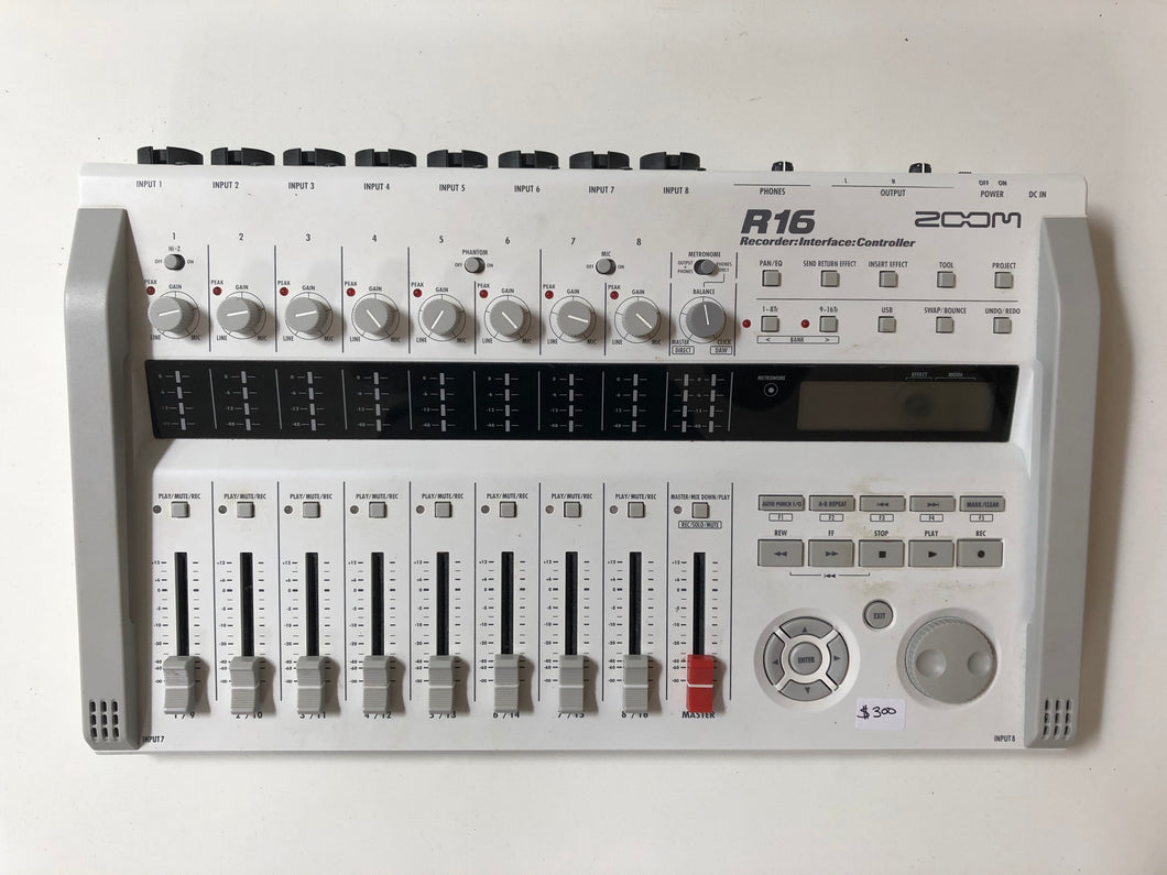 Zoom R16 - Multitrack Recorder