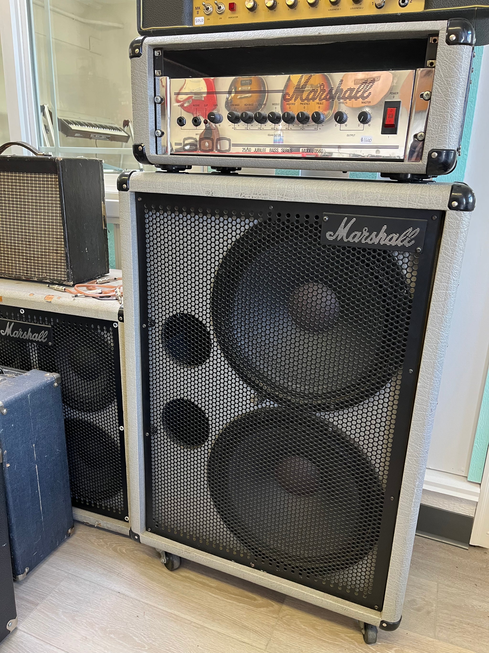 Marshall - Model 3560 - Silver Jubilee - Includes 2x15 and 4x10